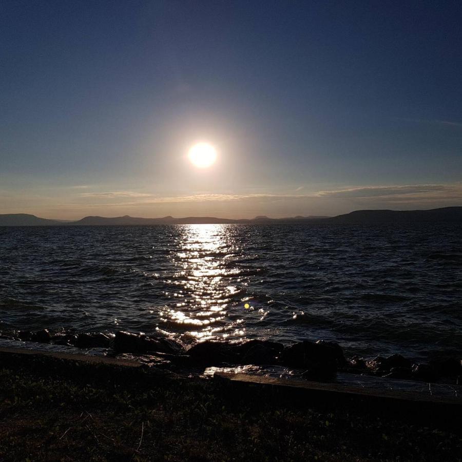 Grantek Üdülőház Balatonlelle Exterior foto